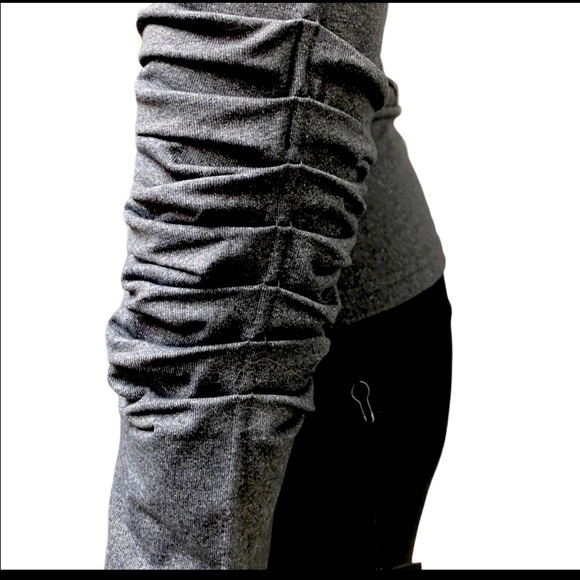 STUNNING LIKE NEW KARMA ATHLETICS RUFFLED SAN SUI JACKET W/ANTI~PILL FABRIC Sz M - Picture 4 of 8